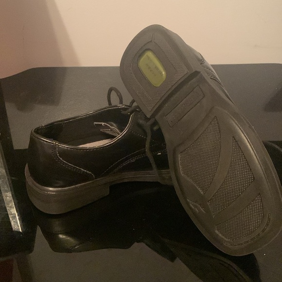 Toddler boys black dress shoe - Picture 3 of 3